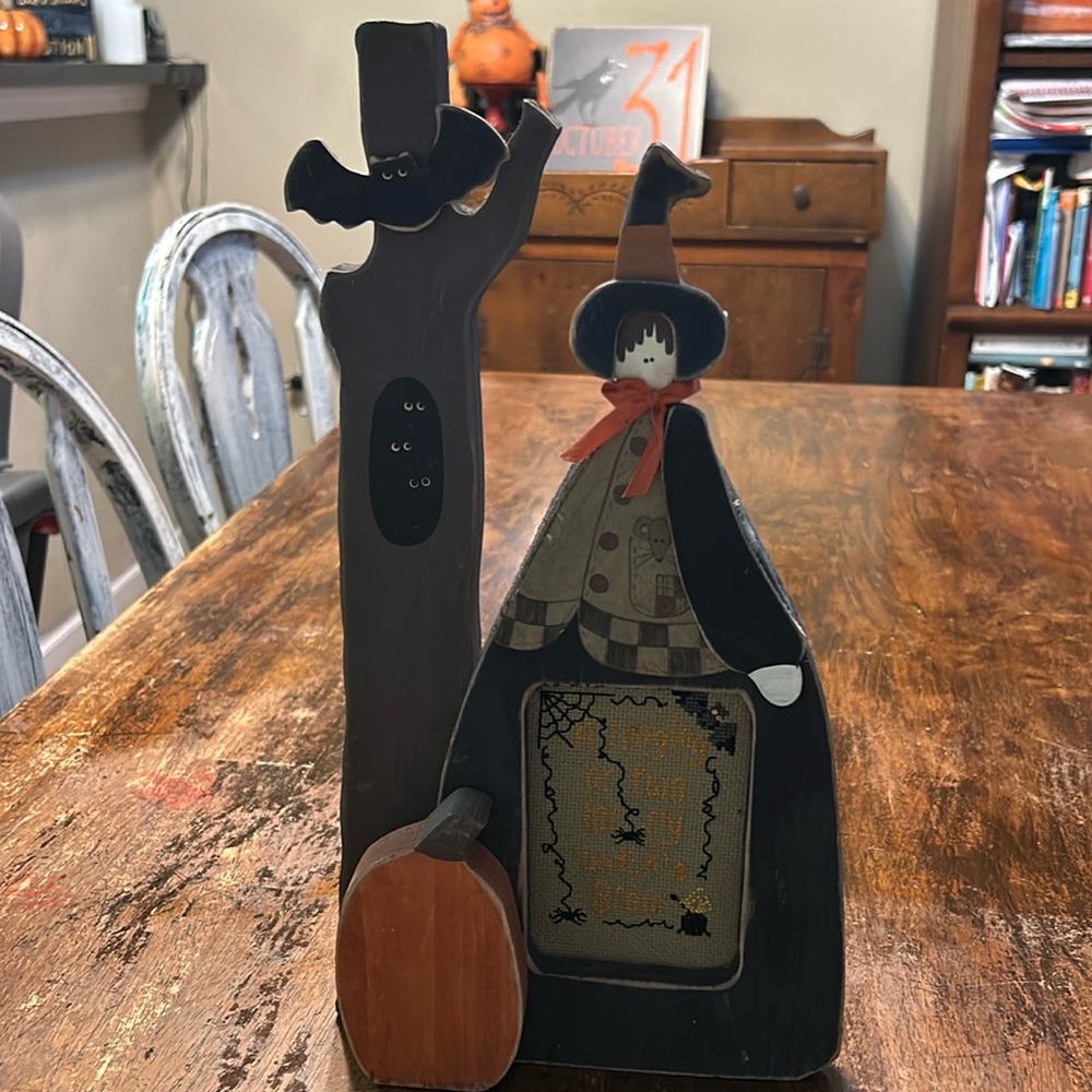 Primitive Halloween shelf or table decor